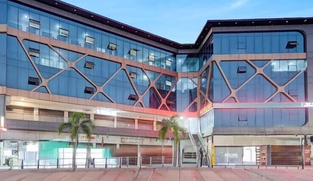 Hotel Lakeview Vadodara