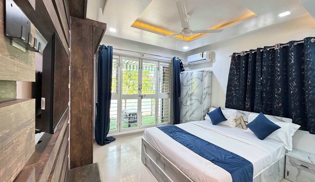 Hotel Lotus