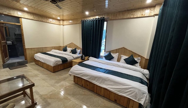 Hotel Mid Orchard Kasol (Riverside)