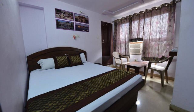 Hotel Mohit Palace in Jaipur