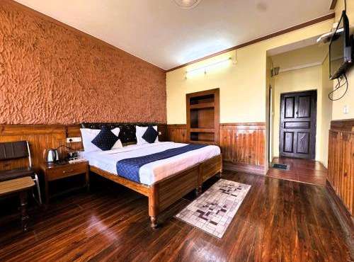 Hotel Monal Inn, Pangot Wildlife and Bird Sanctuary