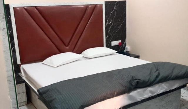 Hotel Moonland in Brahmapur