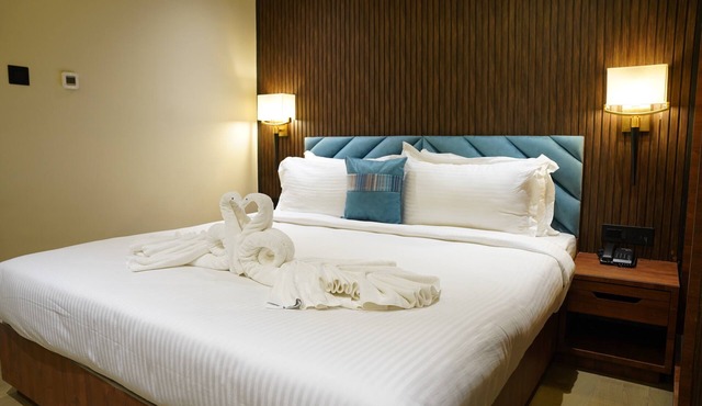 HOTEL NH HILLS