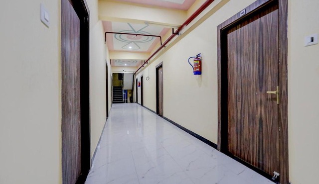 Hotel O by OYO SGD Lawn And Hotel