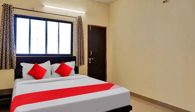 Hotel O Dhuldev Executive Rooms in Pune