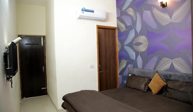 Hotel O Galaxy Stays in Ludhiana