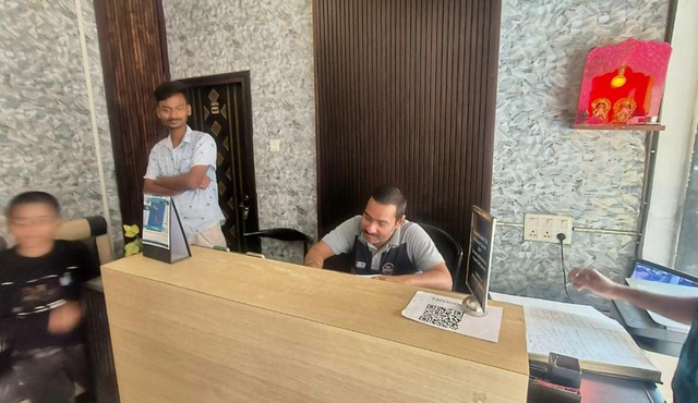 Hotel O Krishna Bhawan