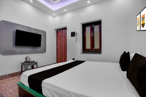 Hotel O Raj Mahal INN