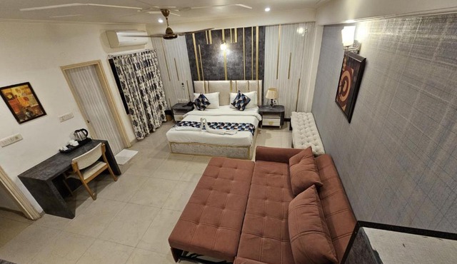 Hotel Opera Delhi International Airport