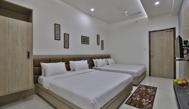 Hotel Orbit in Vadodara