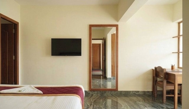 Hotel Poptavern Townbridge in Thiruvananthapuram