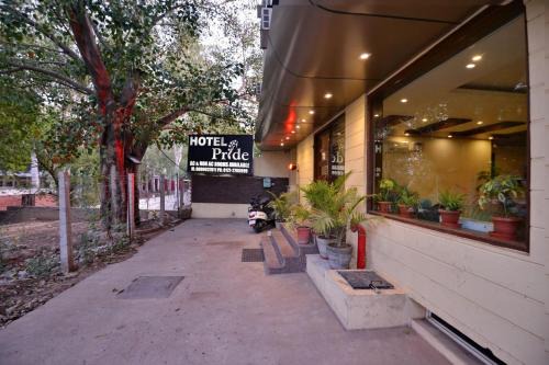 Hotel Pride in Chandīgarh