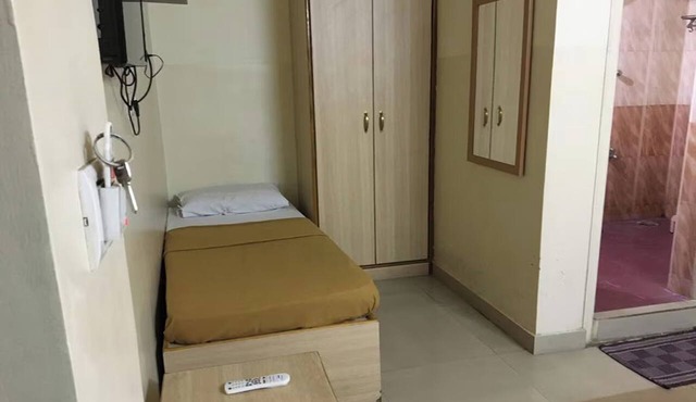 Hotel Rainbow in Bengaluru