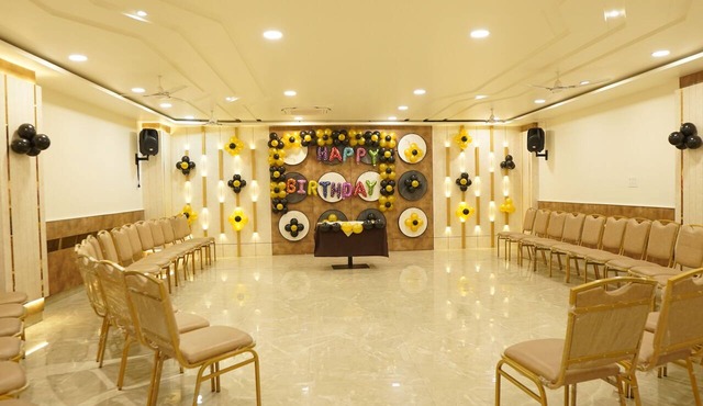 Hotel Rajshree in Guna