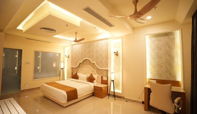 Hotel Ramvan in Mau Ranipur