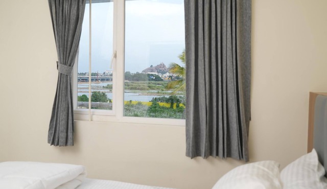 Hotel River View