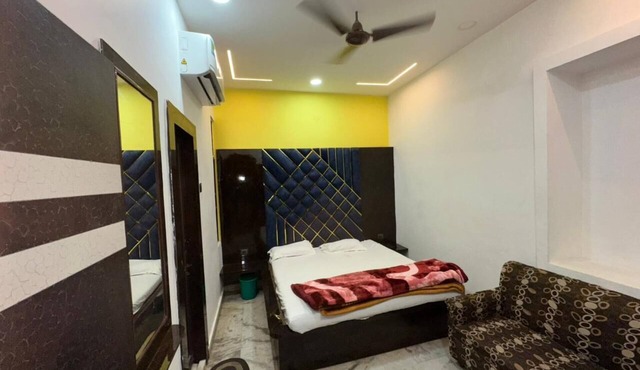 HOTEL ROXY DLX