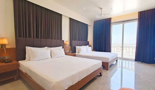 Hotel S Crown Somnath