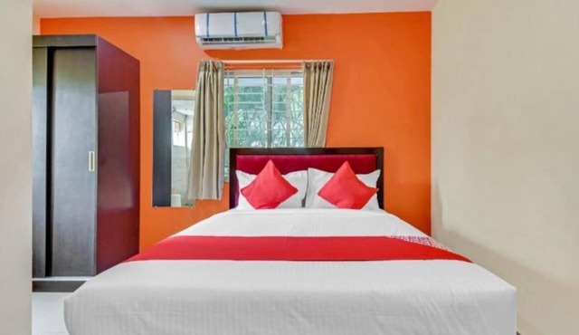 Hotel Sai Crystal in Bengaluru