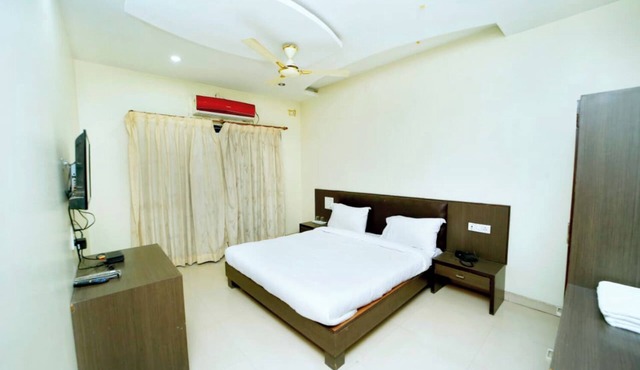 Hotel Sai Palace Executive Lodging