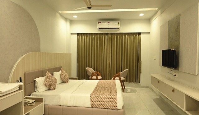 Hotel Shree Khodal