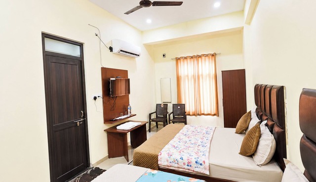 Hotel Shree Ramayanam Ayodhya