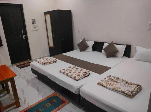 Hotel Shree Rameshwaram Near by All Temple