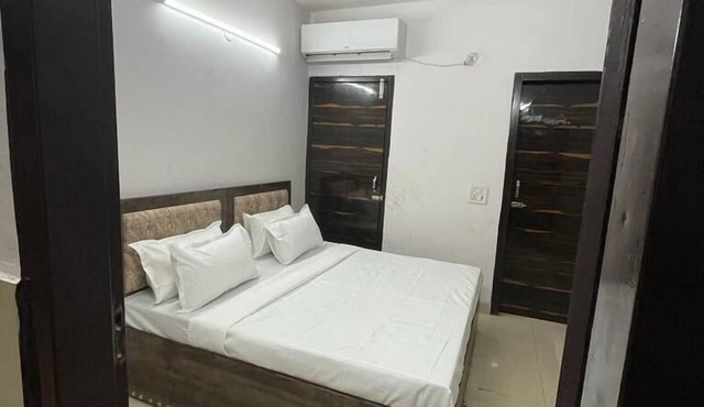 Hotel SK Residency