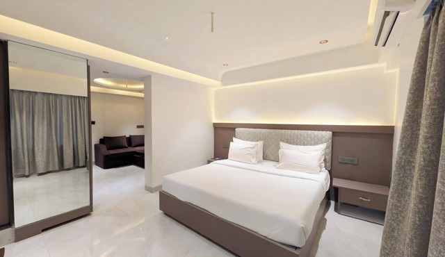 Hotel Solaris