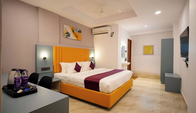 Hotel Spring Stays Near US Consulate
