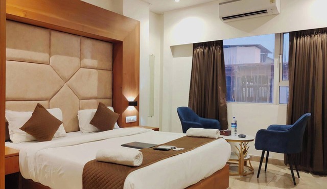 Hotel Sterling Executive in Navi Mumbai