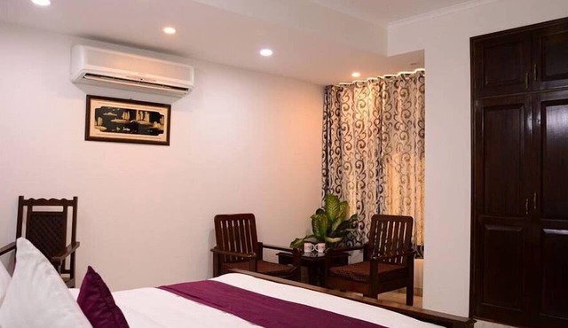 Hotel Sukh Vilas Jaipur in Jaipur