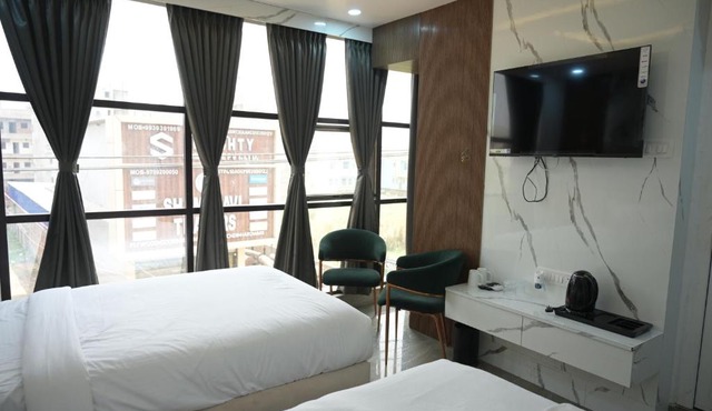 Hotel Surya Inn