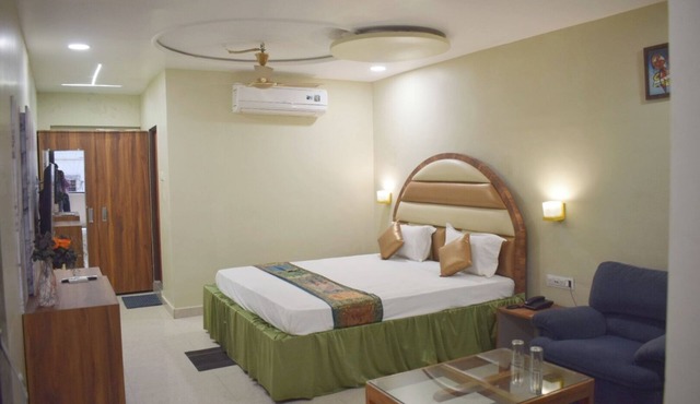 HOTEL VAIDYA REGENCY in Balaghat