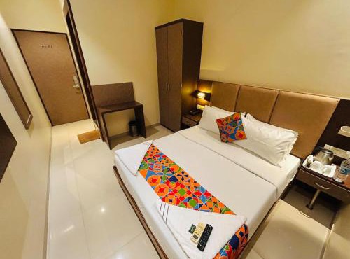 Hotel West Inn-Near Mumbai International Airport in Mumbai
