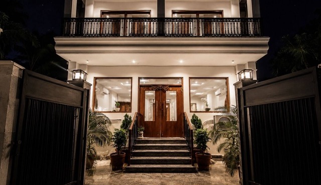 Hotel Woodmark - Sector 70