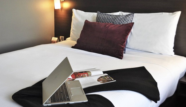 ibis Melbourne Glen Waverley in Glen Waverley