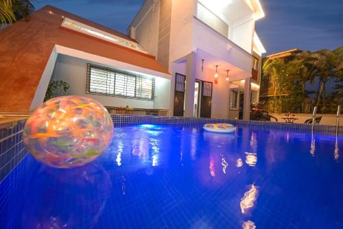 II EMPYREAN STAYS II CELESTIAL UNICORN VILLA II 3BHK II AC II PRIVATE POOL Il in Lonavala