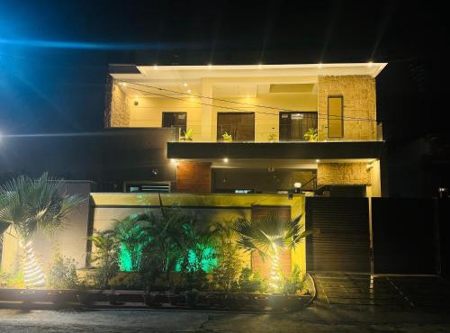 Sandhu Homestay in Sri Guru Ram Dass Jee International Airport