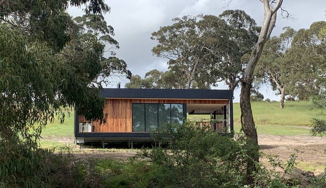 Ironbark Luxury Retreat at Softfoot Alpaca Farm in Victor Harbor in Hindmarsh Valley
