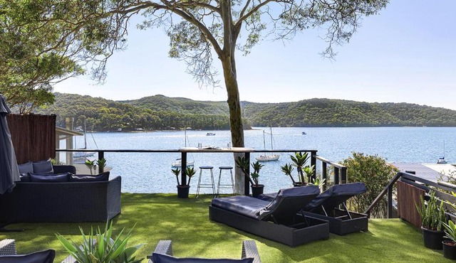 Island Paradise - Private Waterfront Retreat