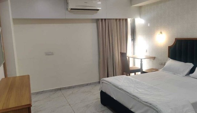 Januson Hotel