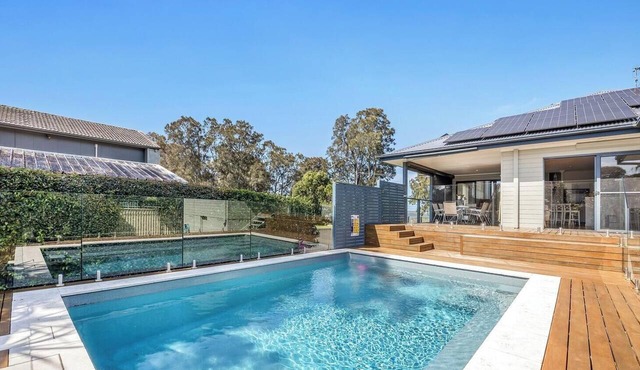 KozyGuru MayView | Lakeside Luxe Retreat in Chittaway Point
