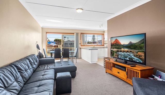 Lazy Beach Retreat - Perfect for couples/small families in Warilla
