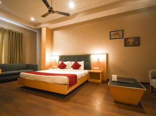 Lemonade Hotel Alwar in Alwar
