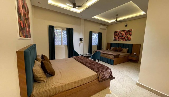 LIMELIGHT Hotel & Restaurant in Rishikesh