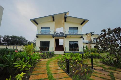 Lotus Luxury Resort