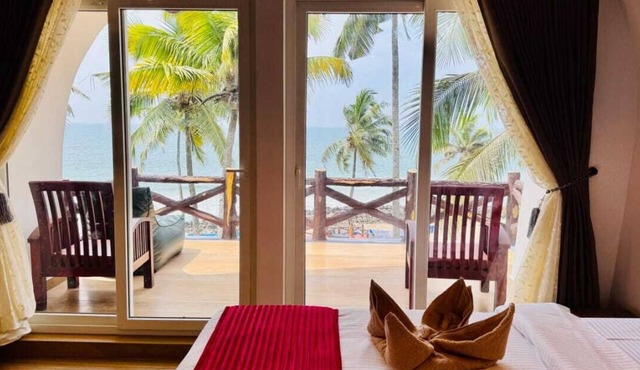 Maadathil cottages & Beach resort