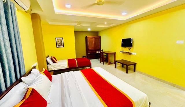 MADAPARAMBIL RESIDENCY
