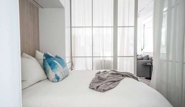 Magnifique on McPherson - Gorgeous 1BR in Bronte in Bronte